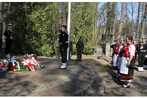 Uroczystość patriotyczna w Piaśnicy