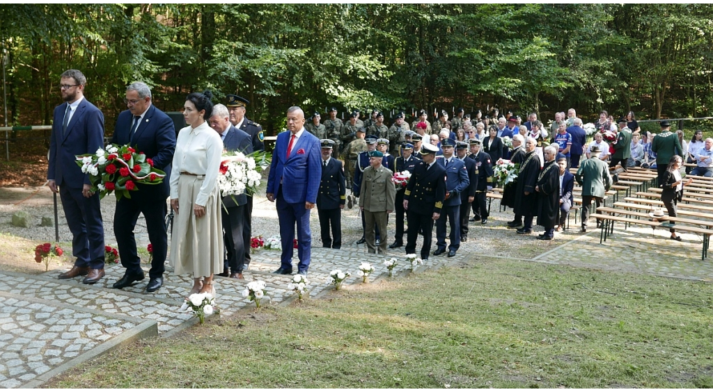 Hołd obrońcom ziemi wejherowskiej w Białej