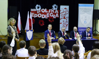 „Polska Niepodległa” czyli debata w Szkole Podstawowej nr 6