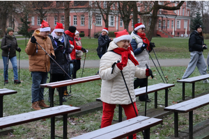 Mikołajkowy Marsz Nordic Walking