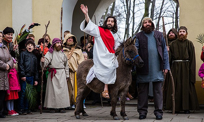 Inscenizacja wjazdu Chrystusa do Jerozolimy (RELACJA VIDEO)