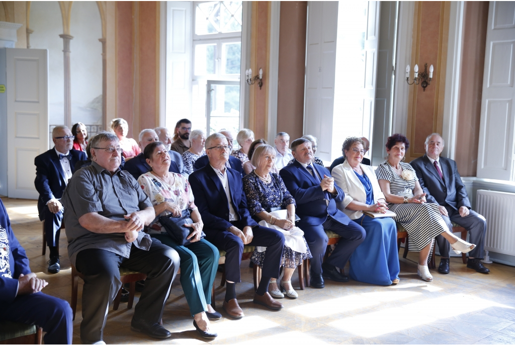 Medale Róży dla szczęśliwych par