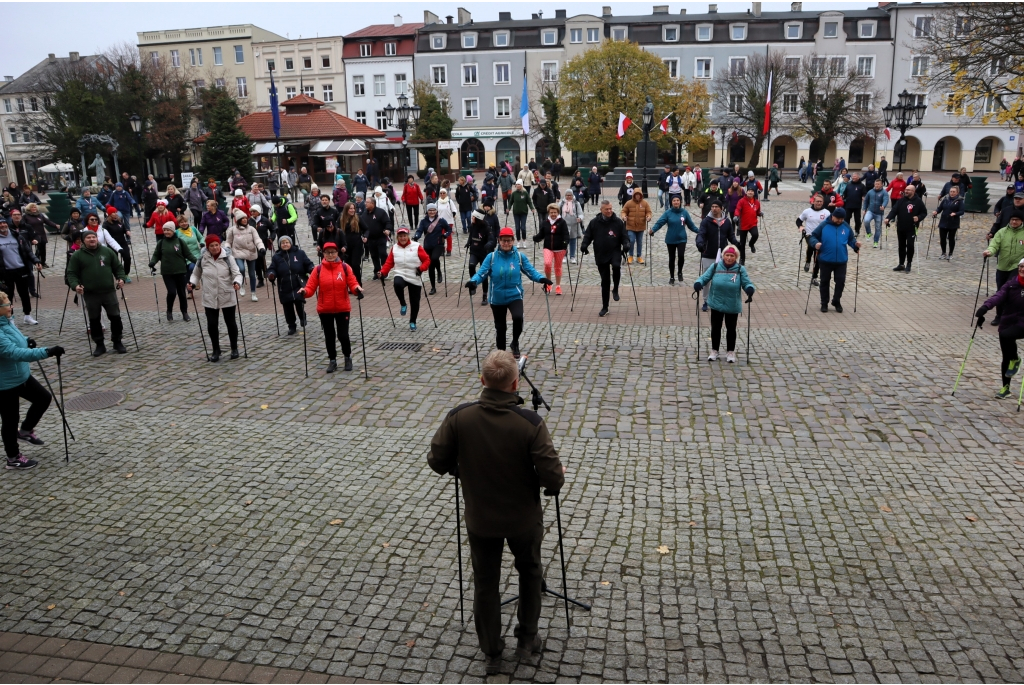 Niepodległościowy Marsz Nordic Walking