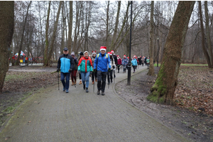 Mikołajkowy Marsz Nordic Walking