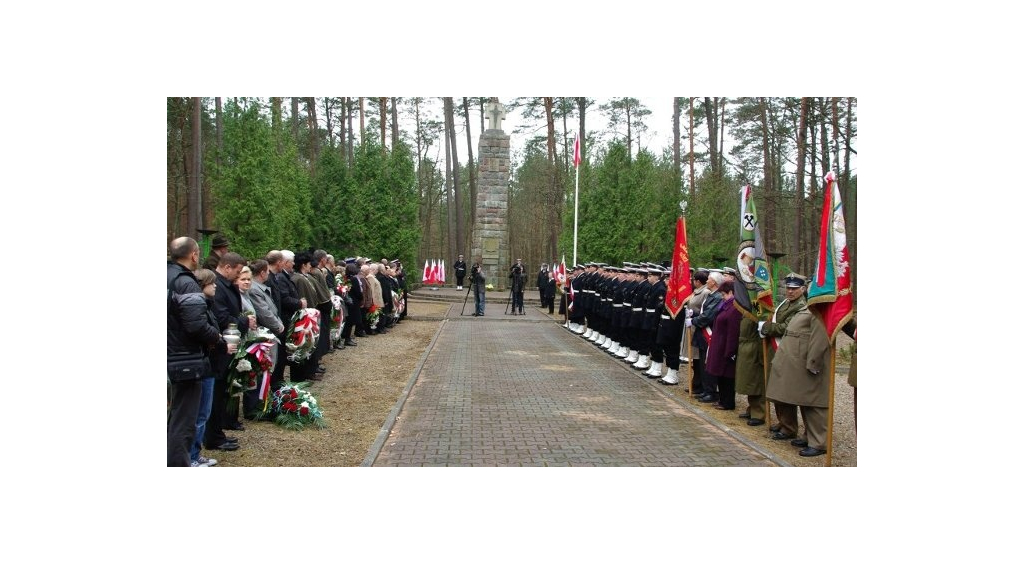 Hołd ofiarom piaśnickiej kaźni