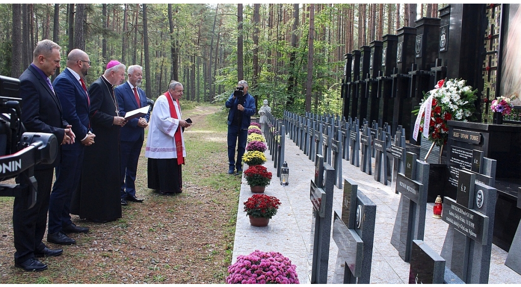 Pielęgnowanie pamięci o ofiarach zbrodni piaśnickiej