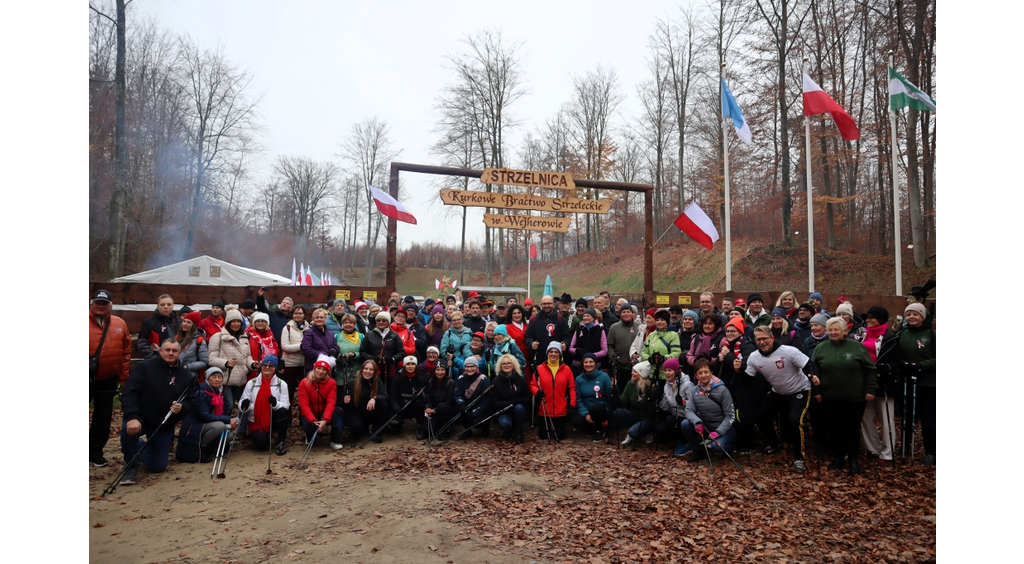 Niepodległościowy Marsz Nordic Walking