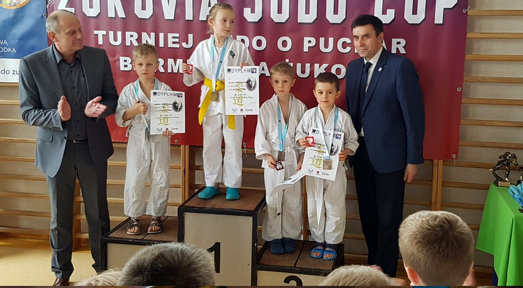 Siedem medali wejherowskiego Dragona na turnieju judo w Żukowie