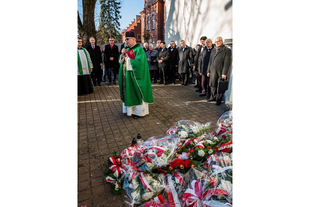 Wejherowianie upamiętnili prezydenta RP śp. Lecha Kaczyńskiego - 08.02.2014