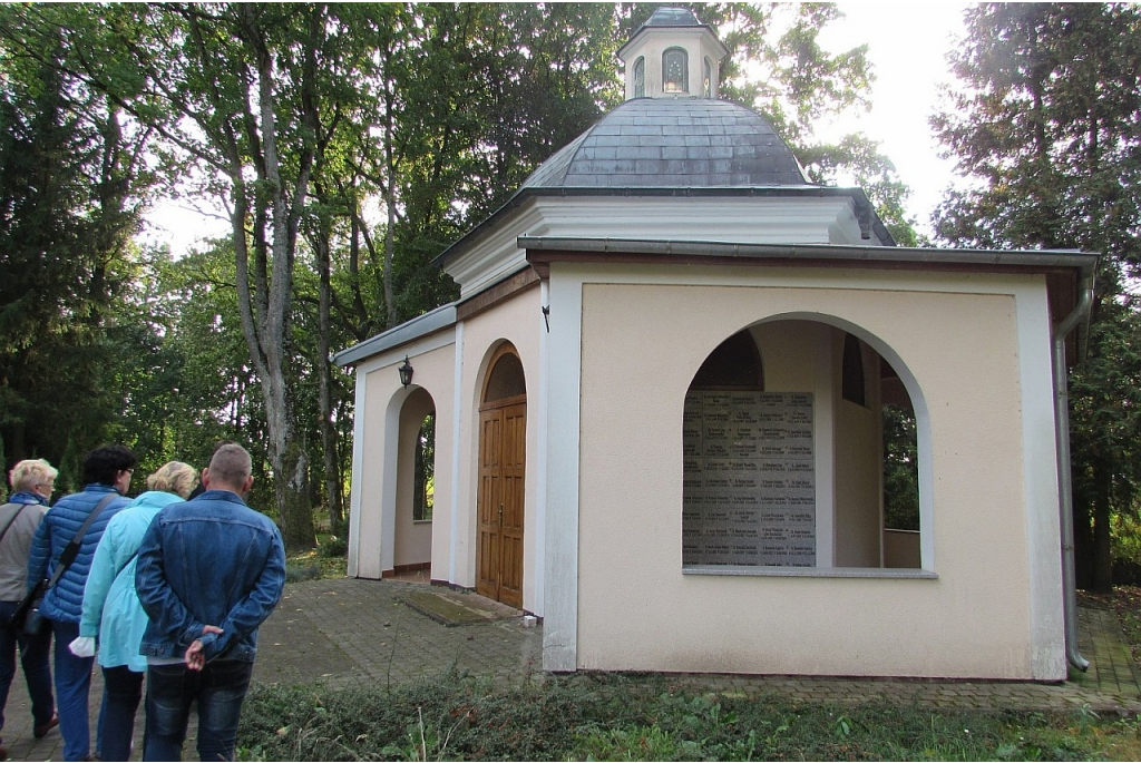 Podróż historyczna na Warmię w ramach cyklu „Ocalić od zapomnienia”