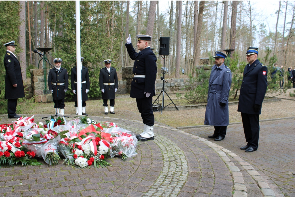 Uroczystość przy Pomniku Piaśnickim