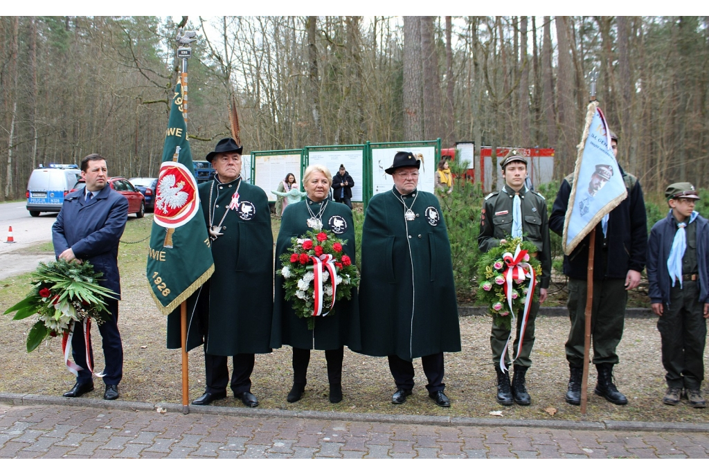 Uroczystość przy Pomniku Piaśnickim