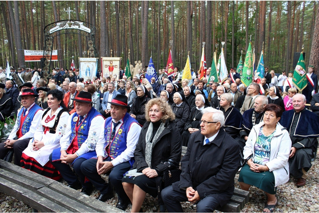 Doroczna uroczystość przy Kaplicy Piaśnickiej