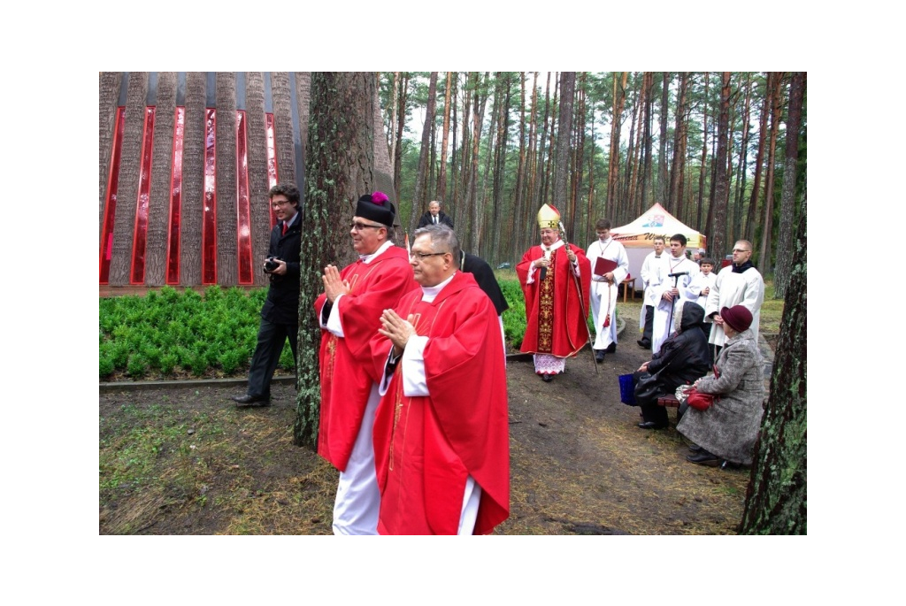 Uroczystość w lesie piaśnickim - 07.10.2012