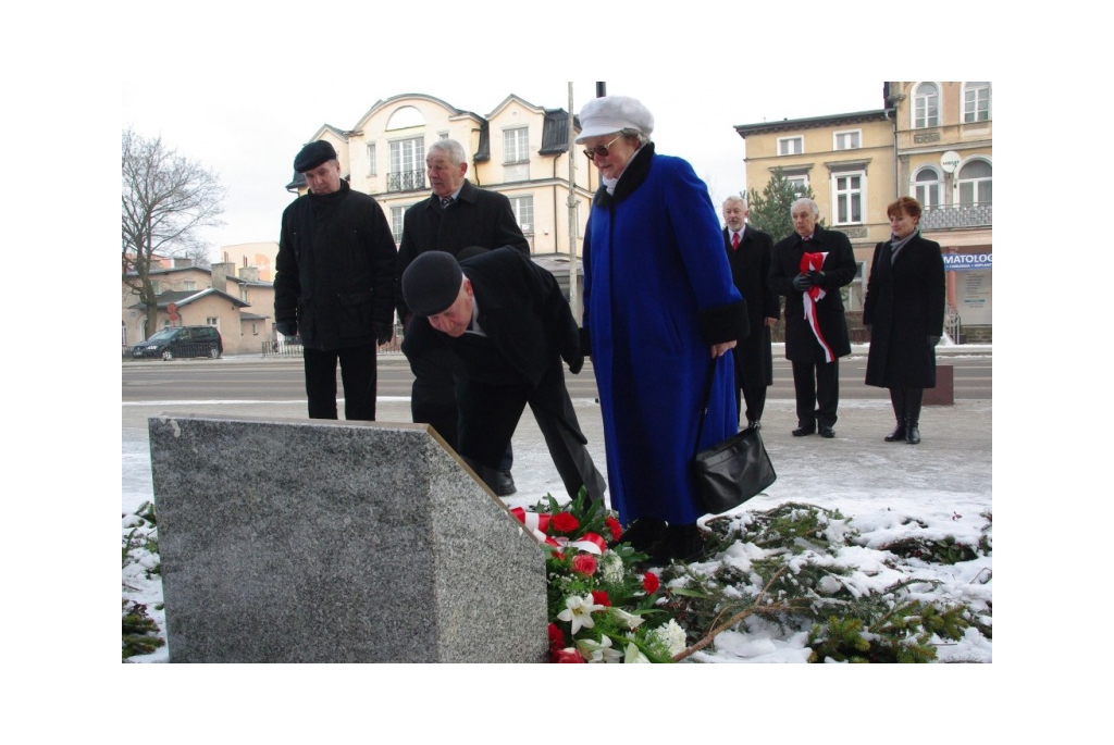 Odsłonięcie tablicy upamiętaniającej związki Wejherowa z morzem - 10.02.2013