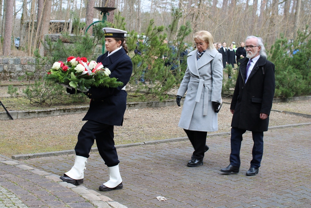 Uroczystość przy Pomniku Piaśnickim