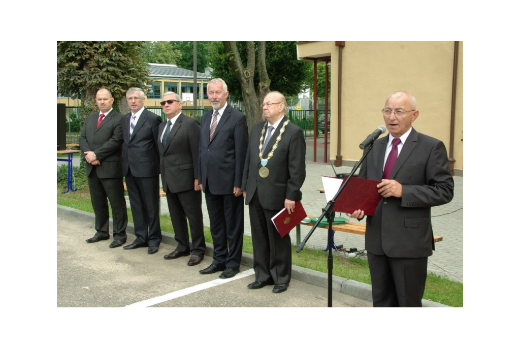 Pierwszy dzwonek w Niepublicznej Szkole Rzemiosł - 03.09.2012