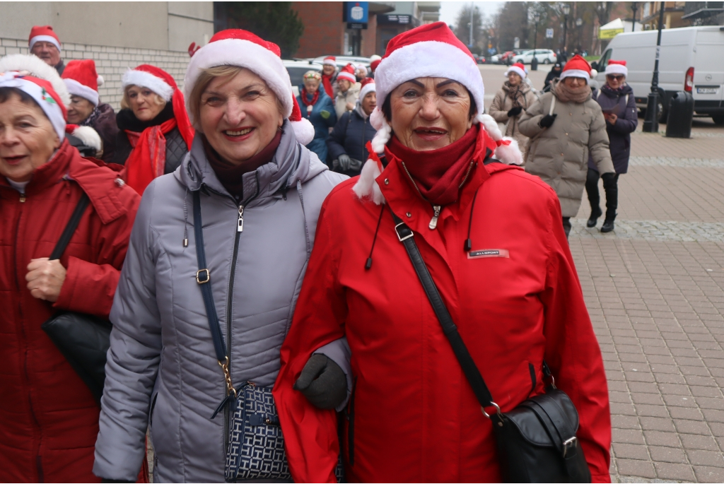 Mikołajkowy przemarsz WUTW