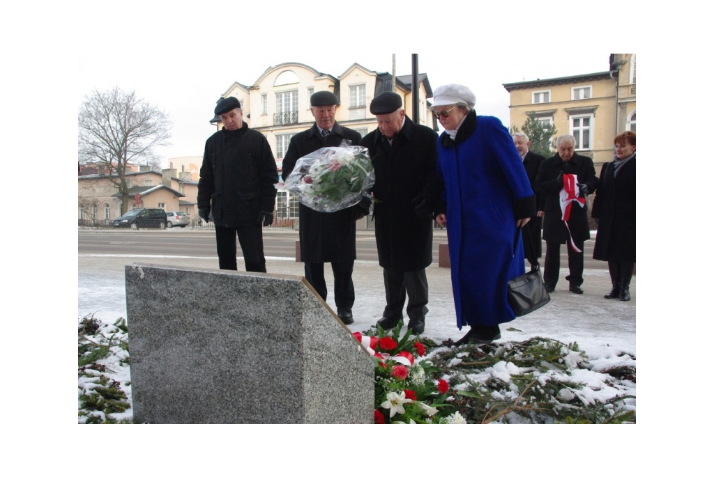 Odsłonięcie tablicy upamiętaniającej związki Wejherowa z morzem - 10.02.2013