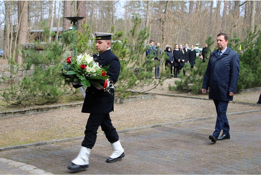 Uroczystość przy Pomniku Piaśnickim