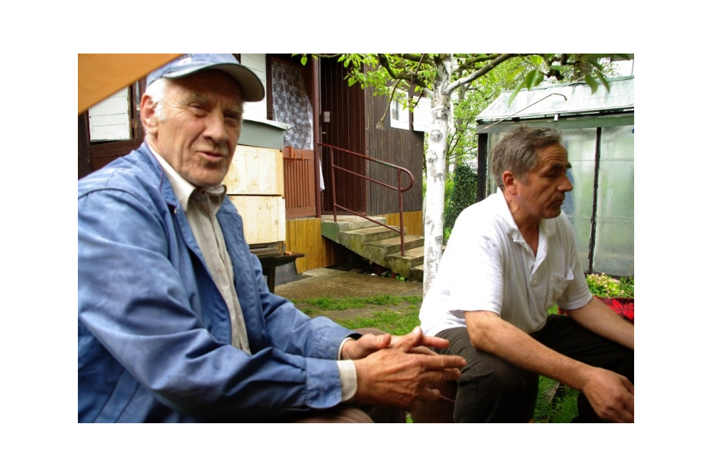 Jerzy Stankiewicz opowiada dzieciom o pszczołach - 04.05.2012