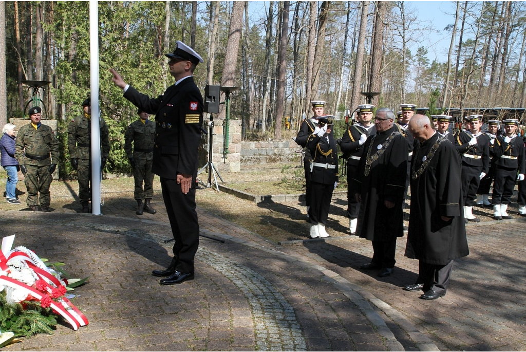 Uroczystość patriotyczna w Piaśnicy