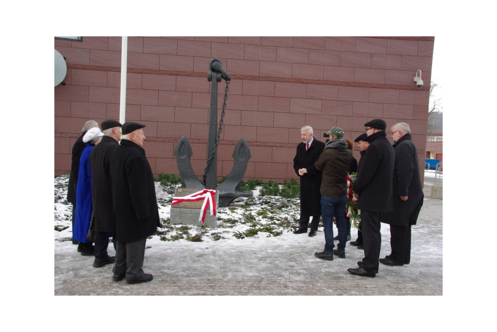 Odsłonięcie tablicy upamiętaniającej związki Wejherowa z morzem - 10.02.2013