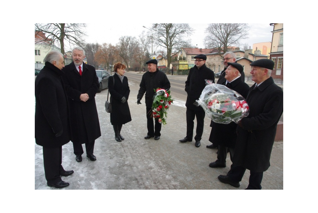 Odsłonięcie tablicy upamiętaniającej związki Wejherowa z morzem - 10.02.2013