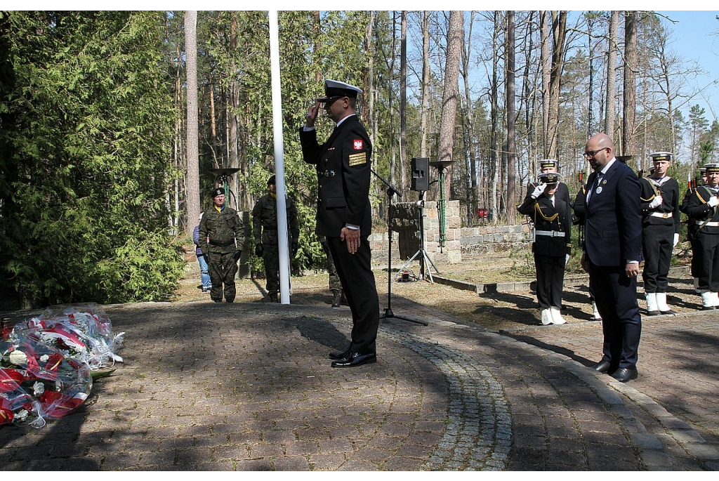 Uroczystość patriotyczna w Piaśnicy