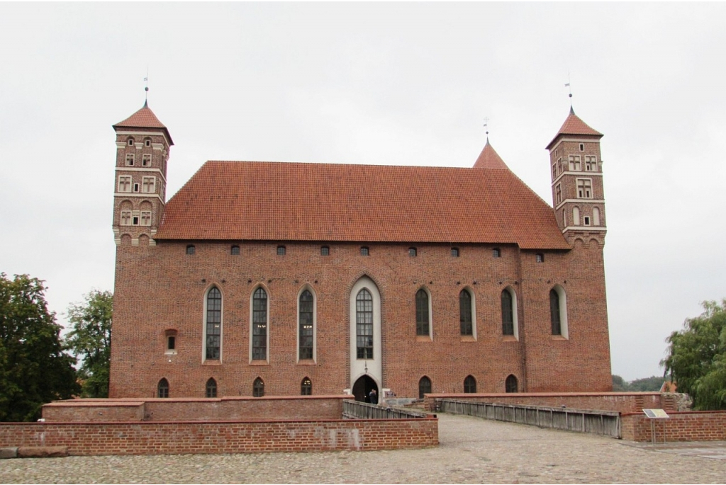 Podróż historyczna na Warmię w ramach cyklu „Ocalić od zapomnienia”