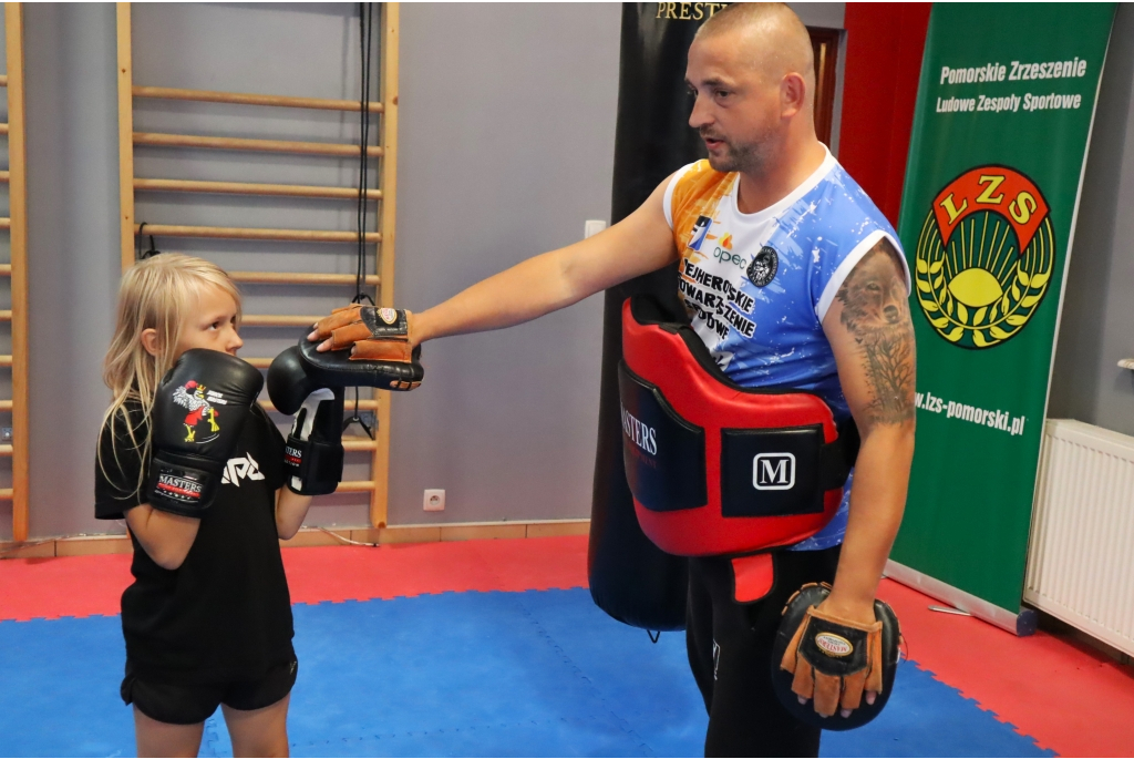 Koniec wakacyjnej przygody z kickboxingiem