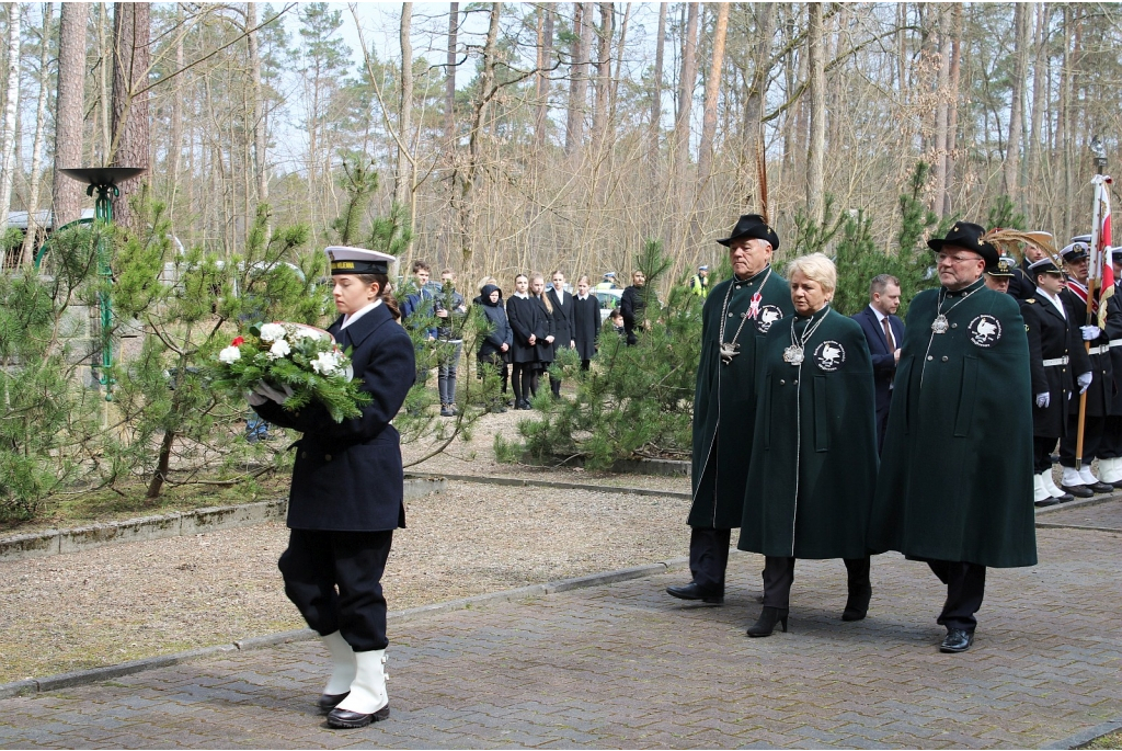 Uroczystość przy Pomniku Piaśnickim