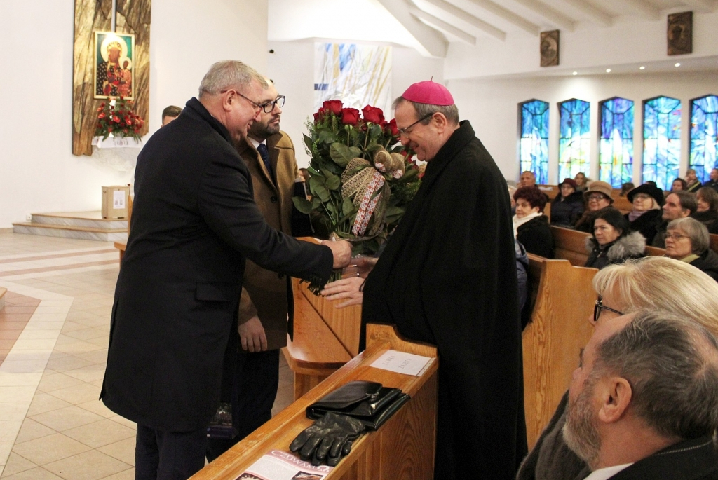 Medal Róży dla Parafii pw. NMP Królowej Polski