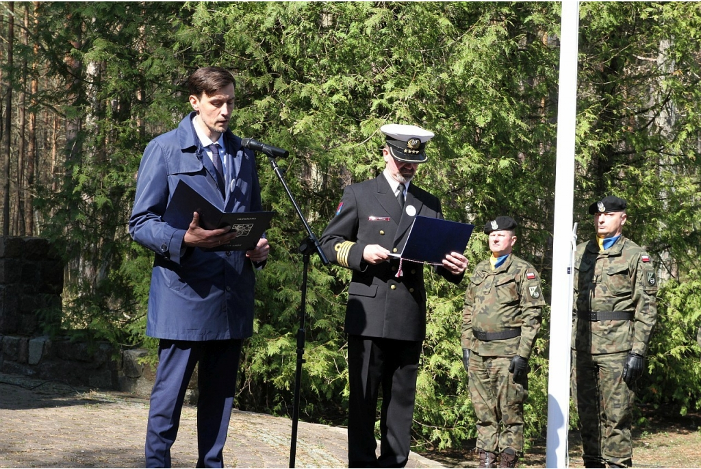 Uroczystość patriotyczna w Piaśnicy