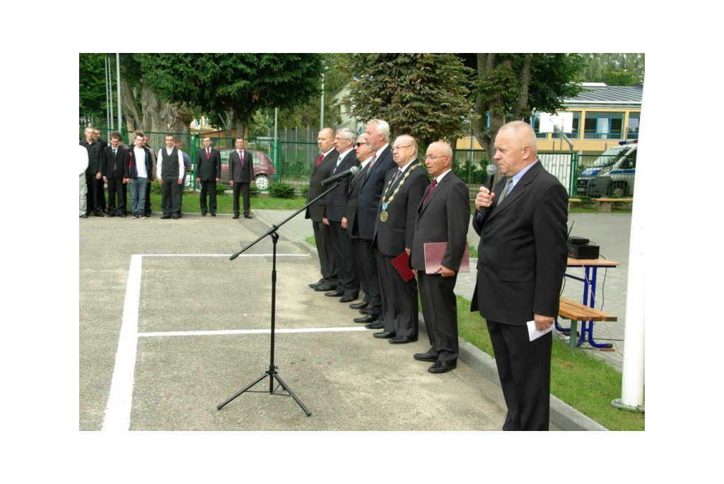 Pierwszy dzwonek w Niepublicznej Szkole Rzemiosł - 03.09.2012