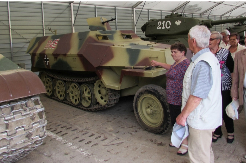 Muzeum wojskowe w Dąbrówce zachwyciło kombatantów