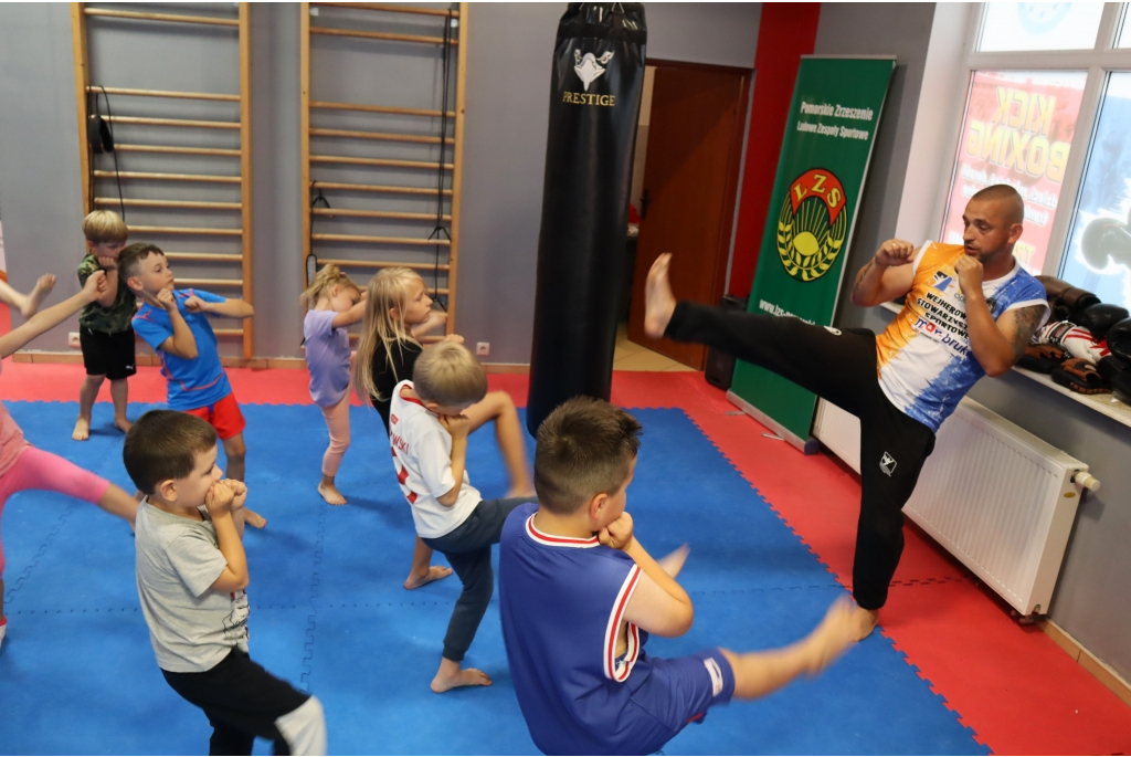 Koniec wakacyjnej przygody z kickboxingiem