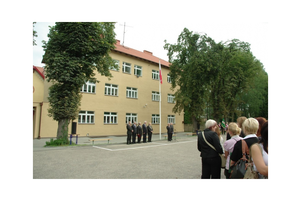 Pierwszy dzwonek w Niepublicznej Szkole Rzemiosł - 03.09.2012