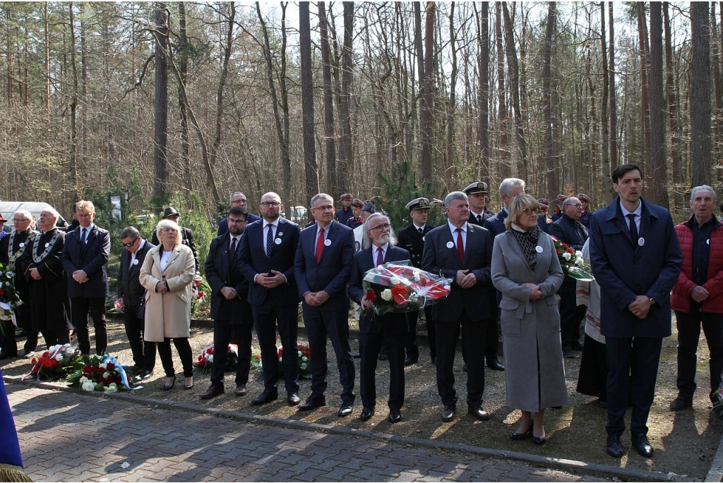 Uroczystość patriotyczna w Piaśnicy