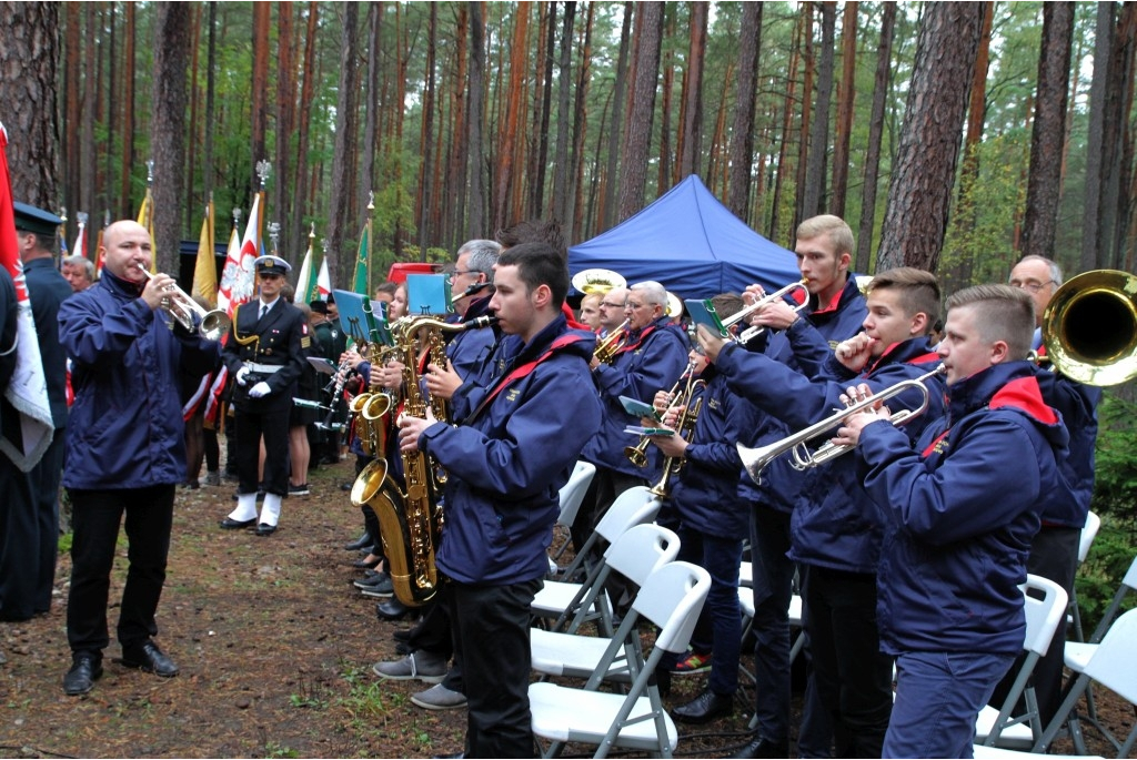 Hołd ofiarom zbrodni piaśnickiej