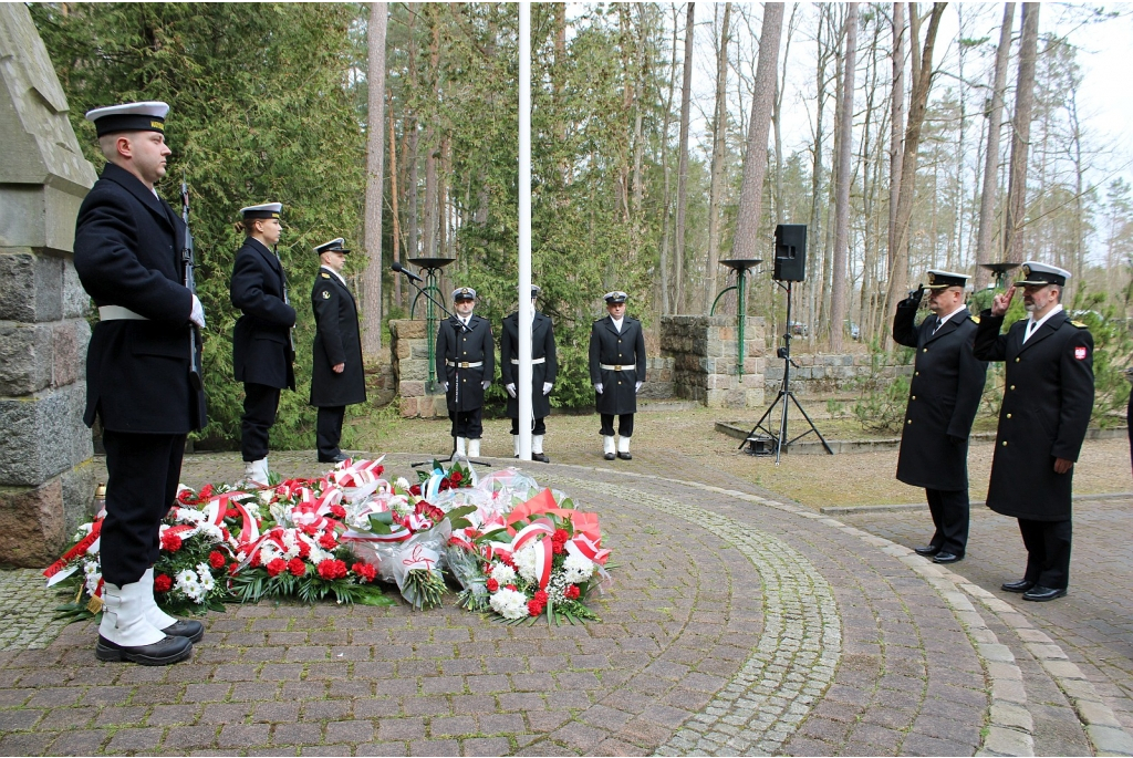 Uroczystość przy Pomniku Piaśnickim