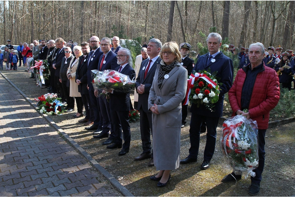 Uroczystość patriotyczna w Piaśnicy