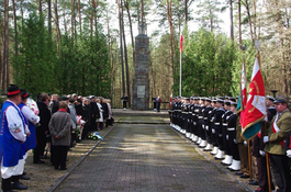 Hołd ofiarom zbrodni piaśnickiej