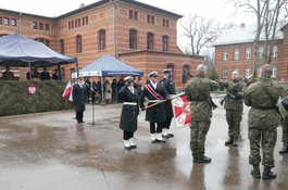 Przeszkoleni marynarze złożyli przysięgę wojskową