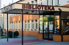 Dzień Kobiet w miejskiej bibliotece