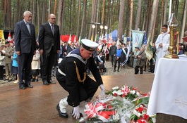 Hołd ofiarom zbrodni piaśnickiej