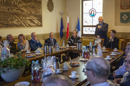 Najpiękniej udekorowane świątecznie balkony i ogrody 