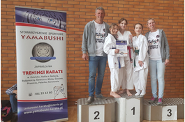 Srebro i brąz dla wejherowskich zawodniczek karate 