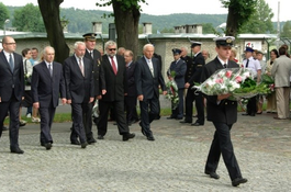 W hołdzie ofiarom II wojny światowej