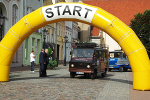 Złombol 2013 wystartował - 09.08.2013